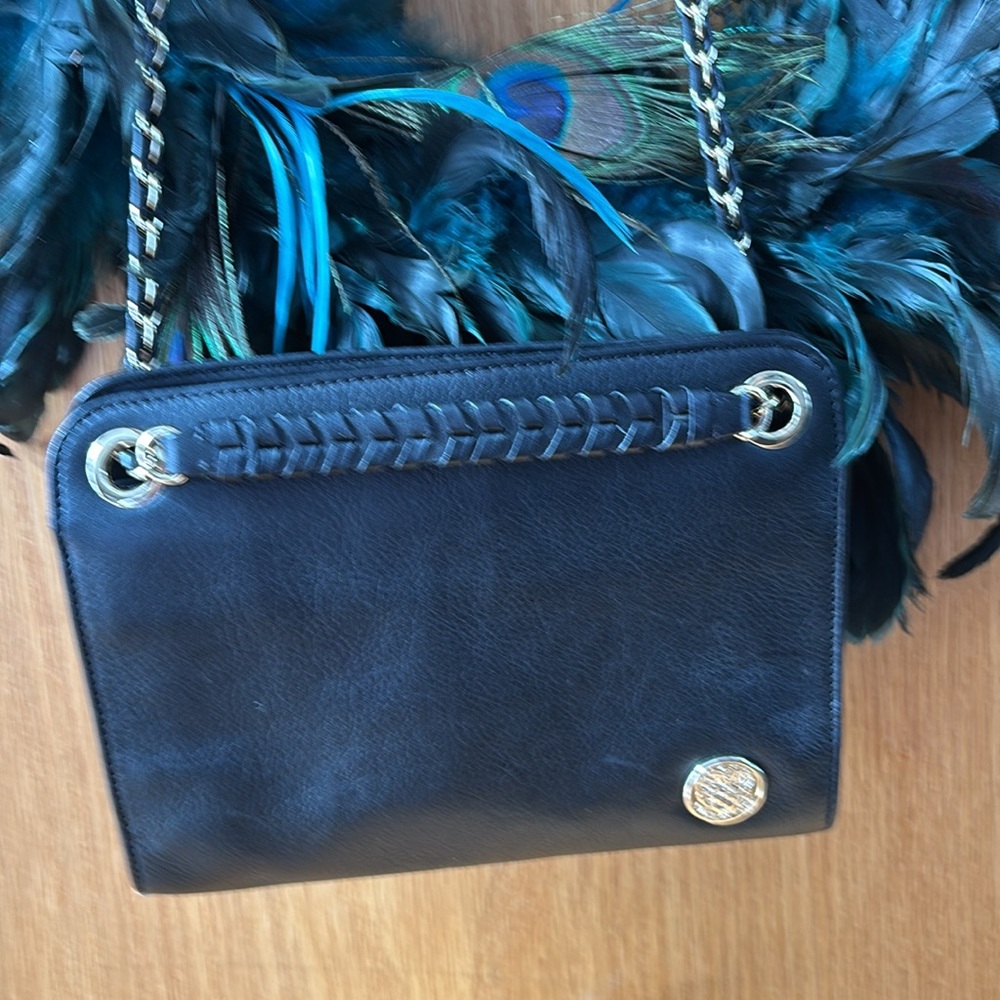 NWOT Vince Camuto crossbody purse - Picture 7 of 10